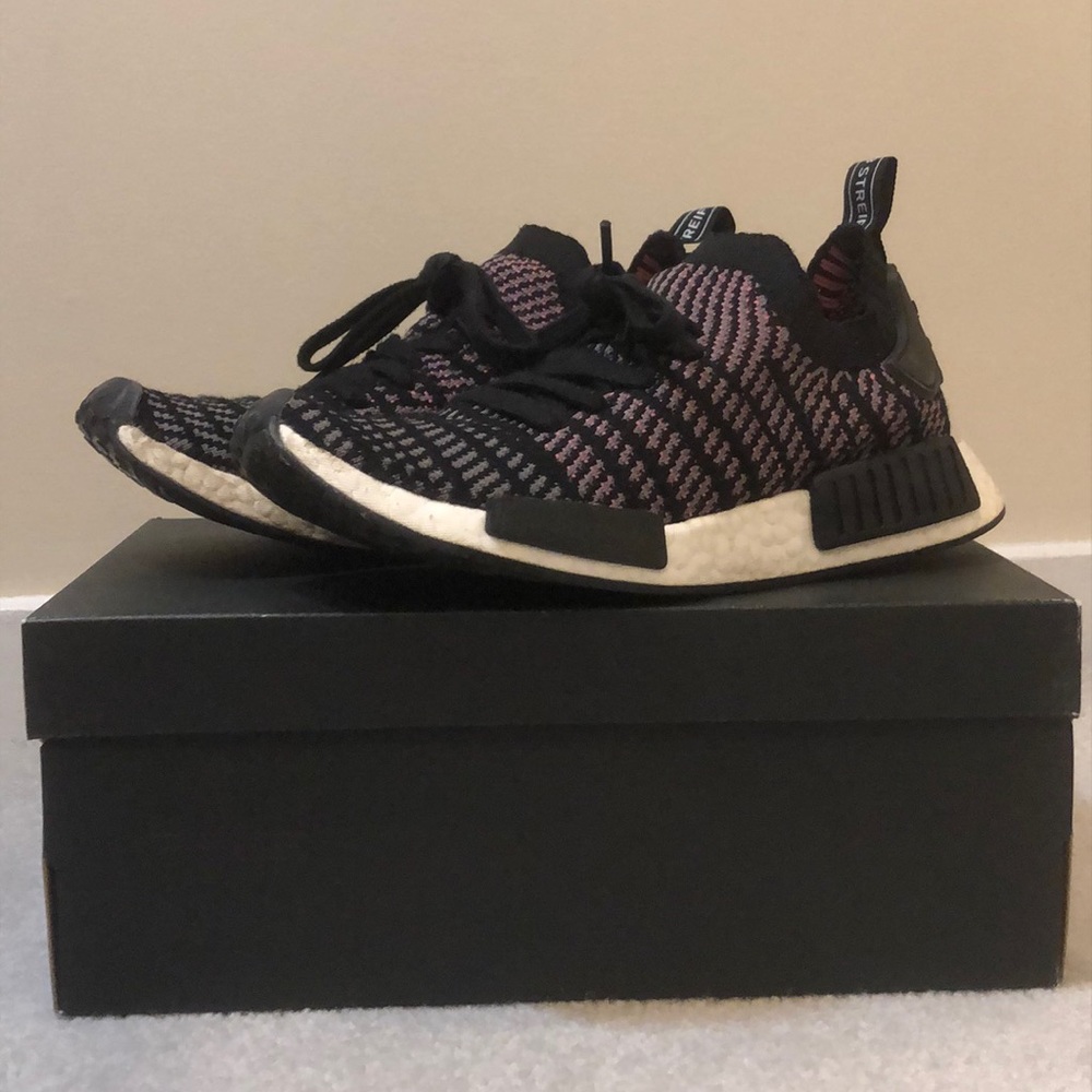Adidas NMD R1 Black And Pink